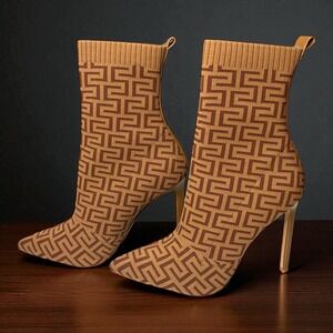 Steve Madden Geometric Sock Heeled Bootie Women's Size 8.5M Diani/Dian04S1